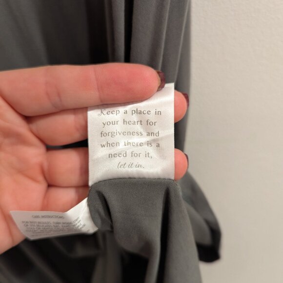 FACEPLANT DREAMS Nwt Bamboo V-Neck Nightshirt S Earl Gray Gray/Green SOFT - Picture 12 of 15